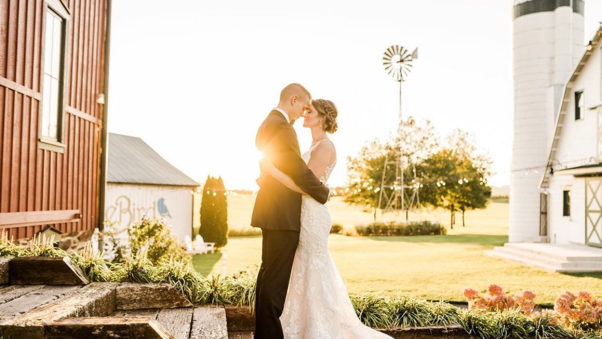 Bluebird Manor wedding venue gallery photo 1