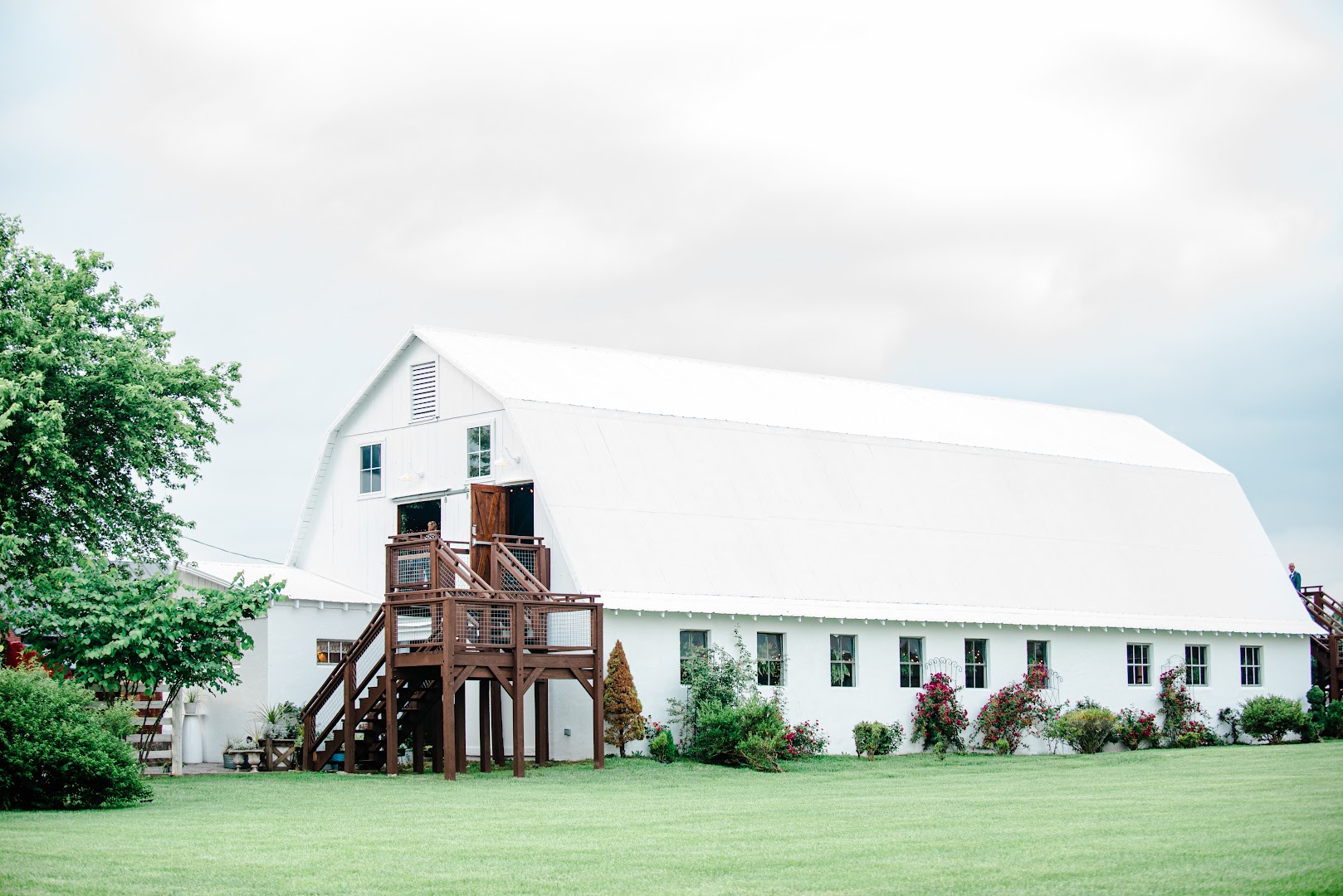East Lynn Farm wedding venue gallery photo 2