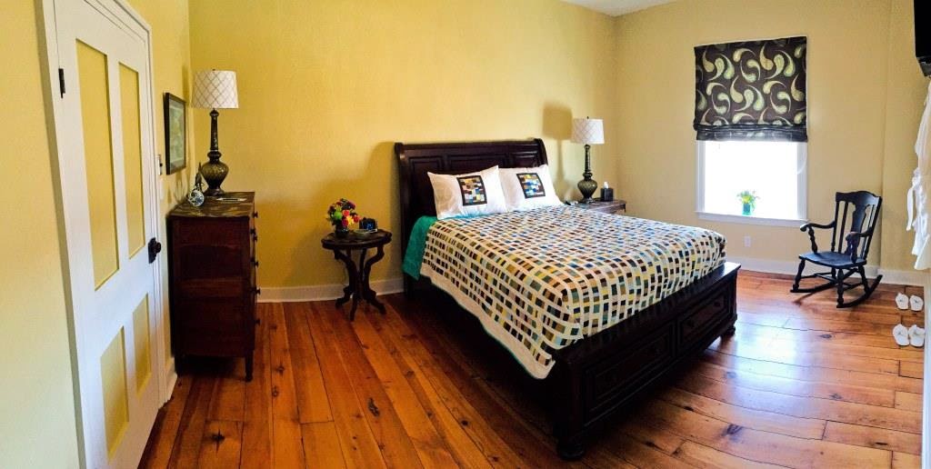Elmwood Farm B&B wedding venue gallery photo 1