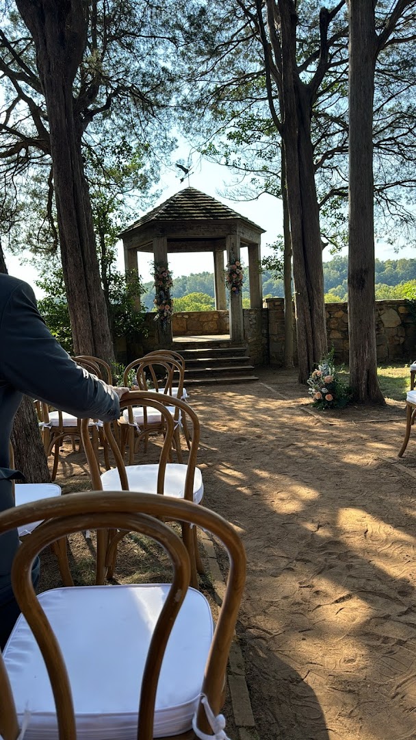 Little Oatlands wedding venue gallery photo 1