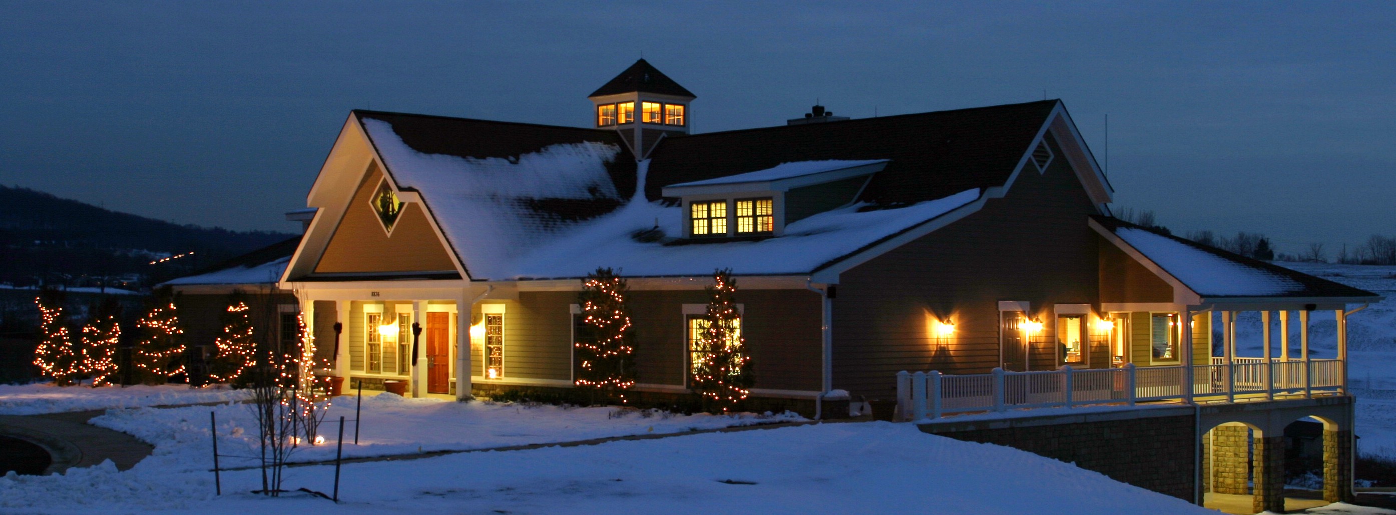 Indoor wedding venue at Maryland National Golf Course in Middletown, Maryland