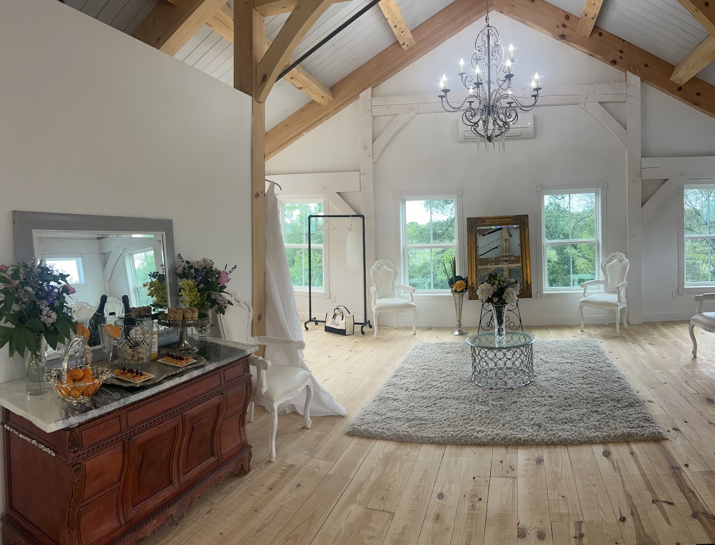The Vineyards of Mapleville Manor wedding venue gallery photo 1