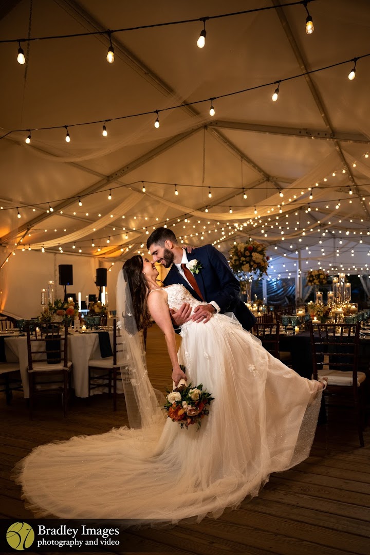 Walkers Overlook wedding venue gallery photo 5